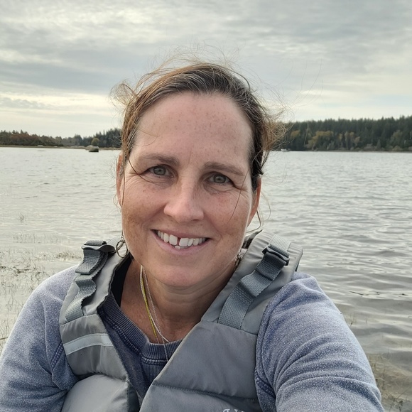 Meet your Posher, Elizabeth - Picture 1 of 1